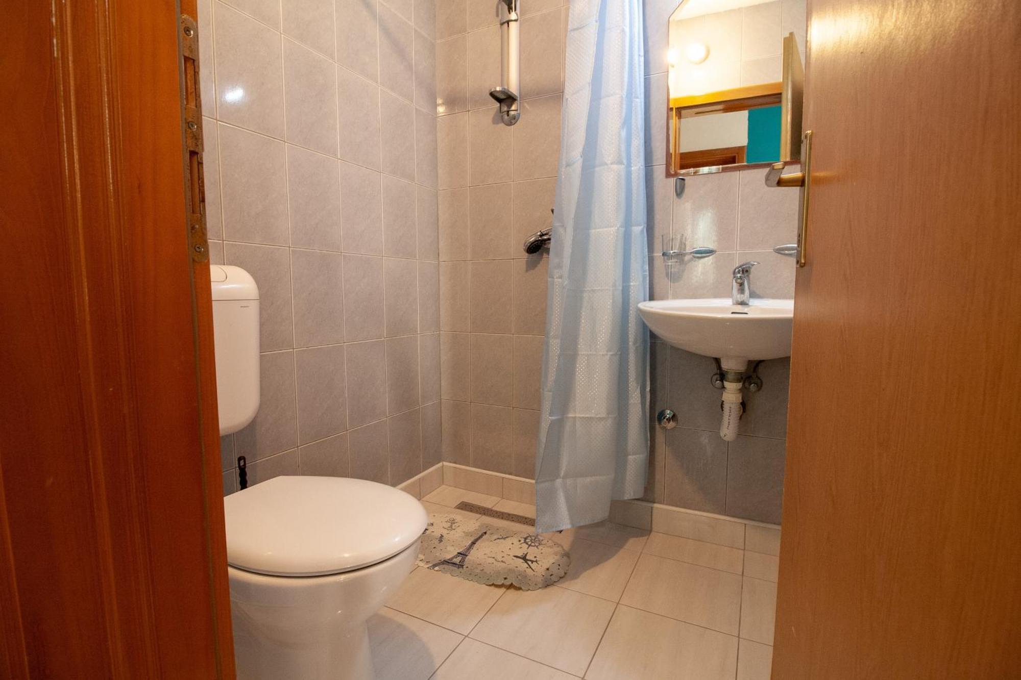 Apartments Laura Neum Phòng bức ảnh