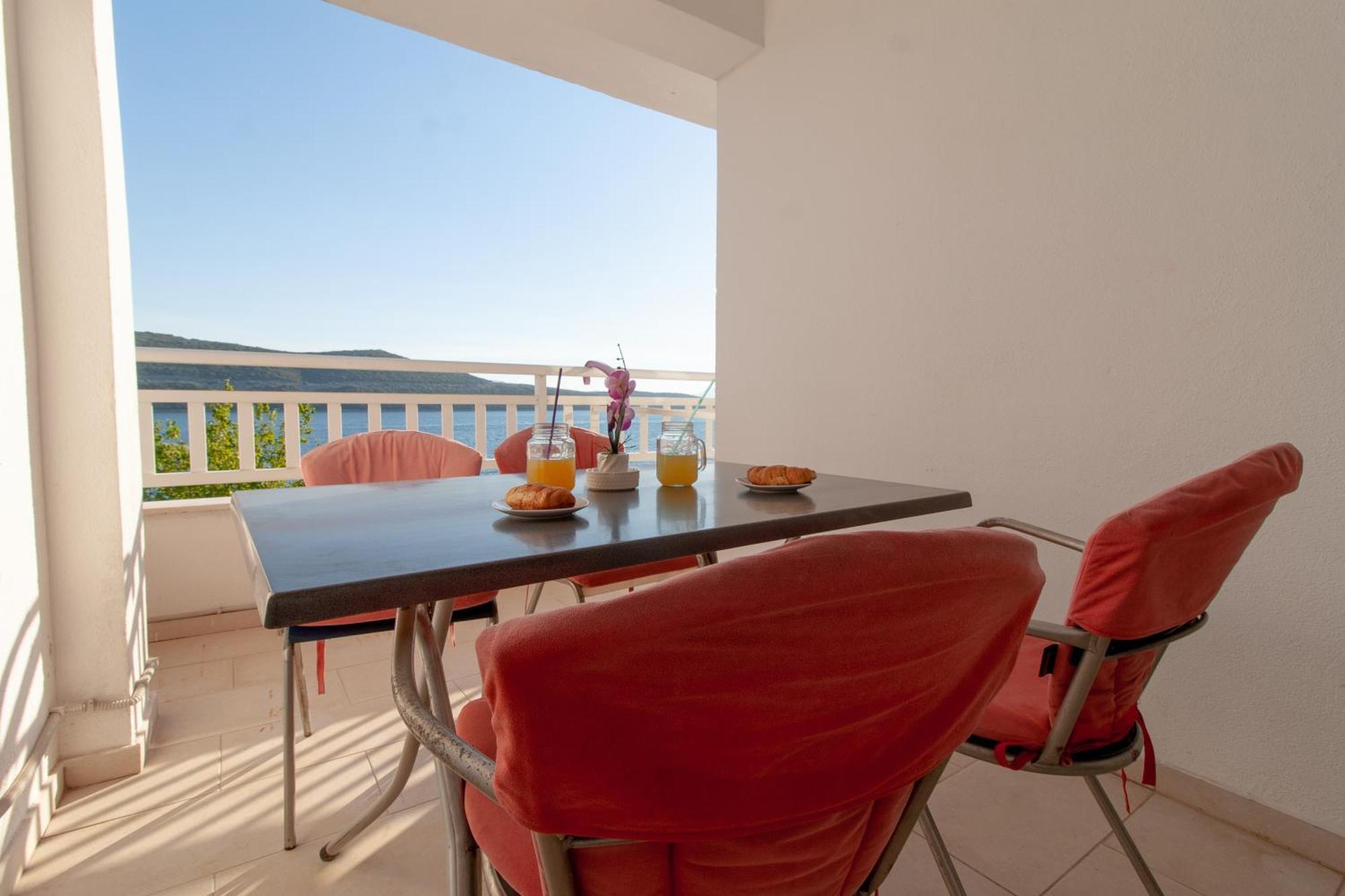 Apartments Laura Neum Phòng bức ảnh